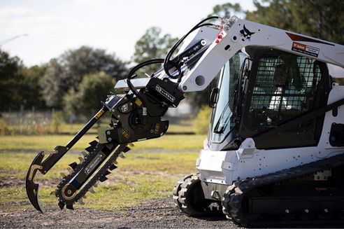 Maintaining Your Skid Steer Hydraulic System for Optimal Attachment Performance